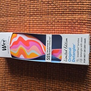 WET BRUSH BRAND ORIGINAL MULTI COLORS DETANGLER